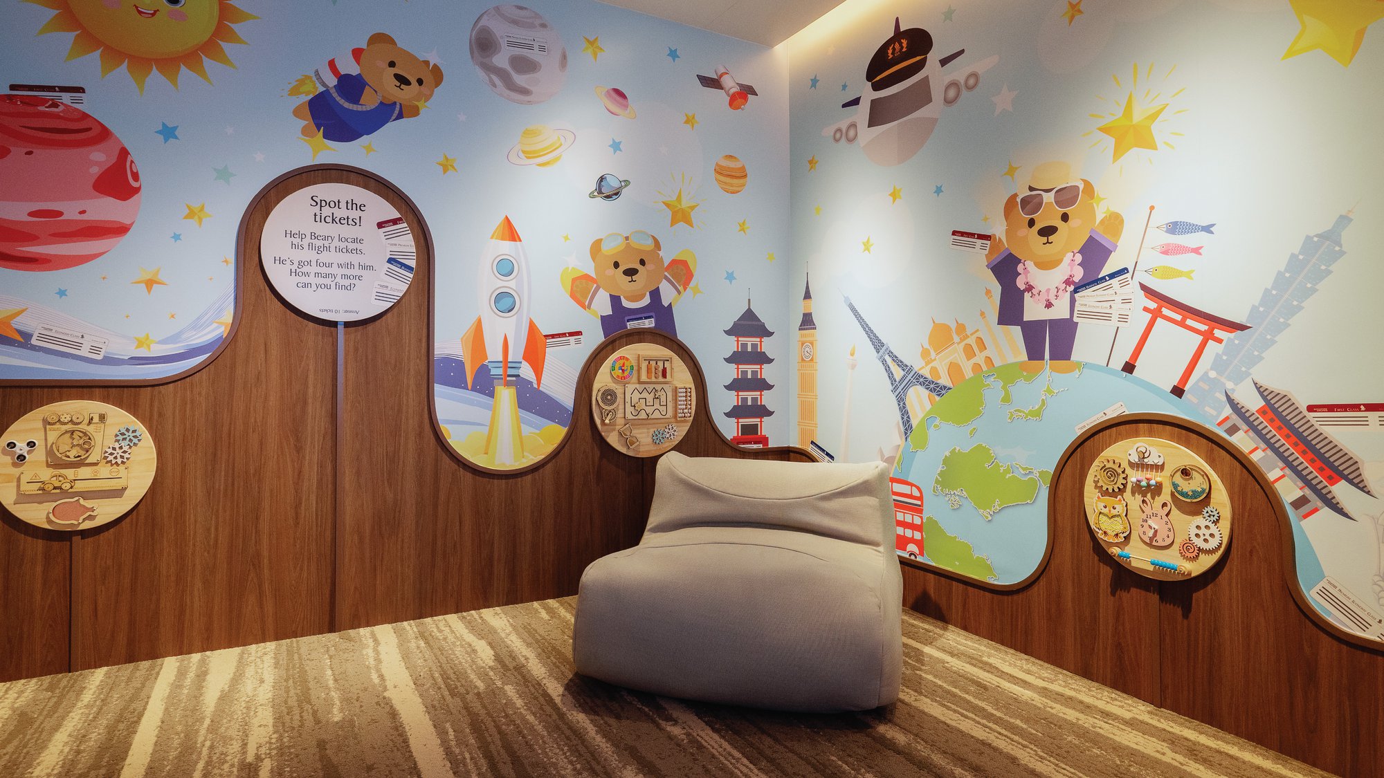 Image of First Class SilverKris Lounge, Changi Airport T2